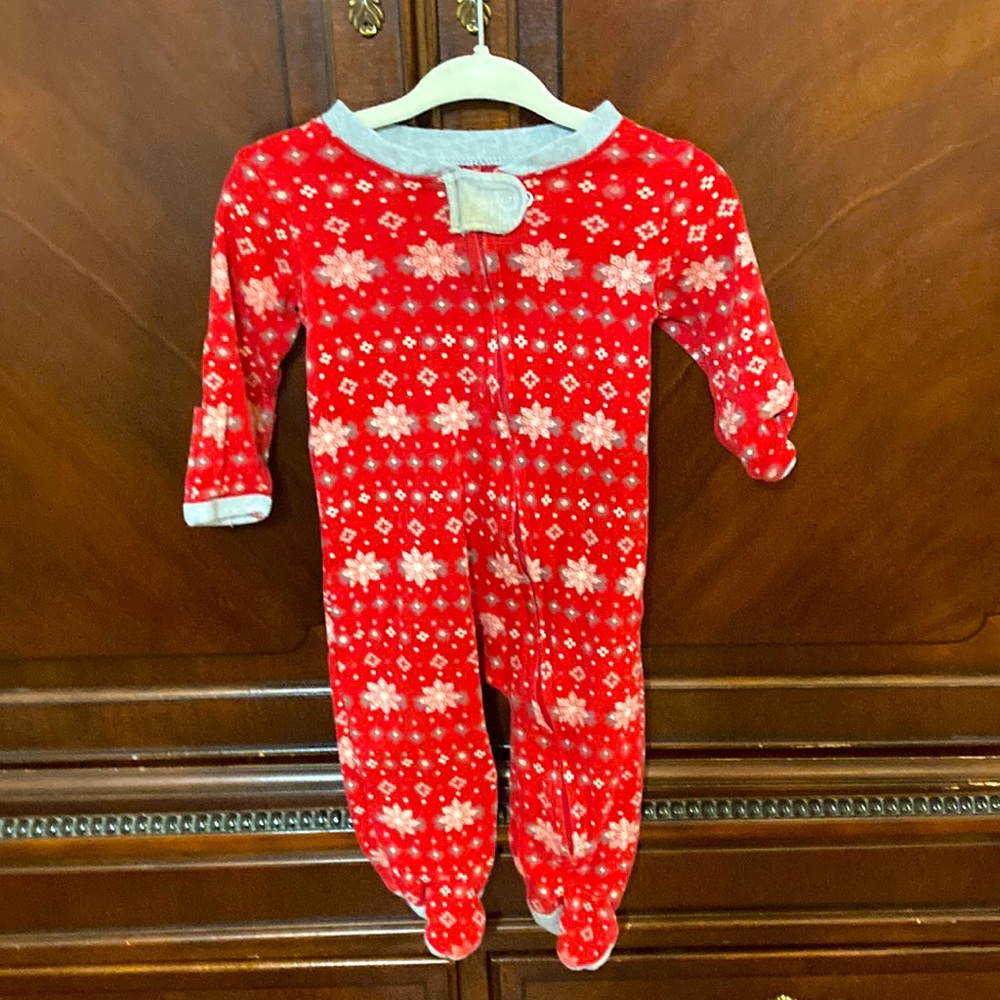 3-6 month old honest company onesie